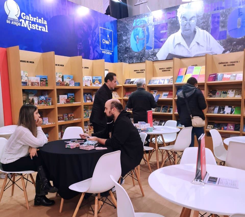 Chile inaugura su stand en homenaje a Gabriela Mistral este martes 22 en la Fil Lima