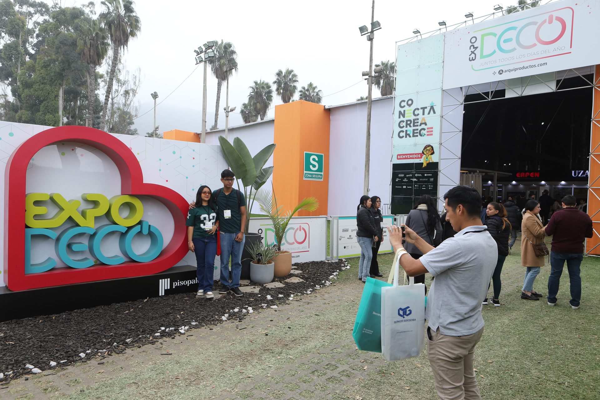 EXPODECO convocó a más de 35 mil personas en su doceava edición 1 Expodeco convoco a mas de 35000 personas 2 1