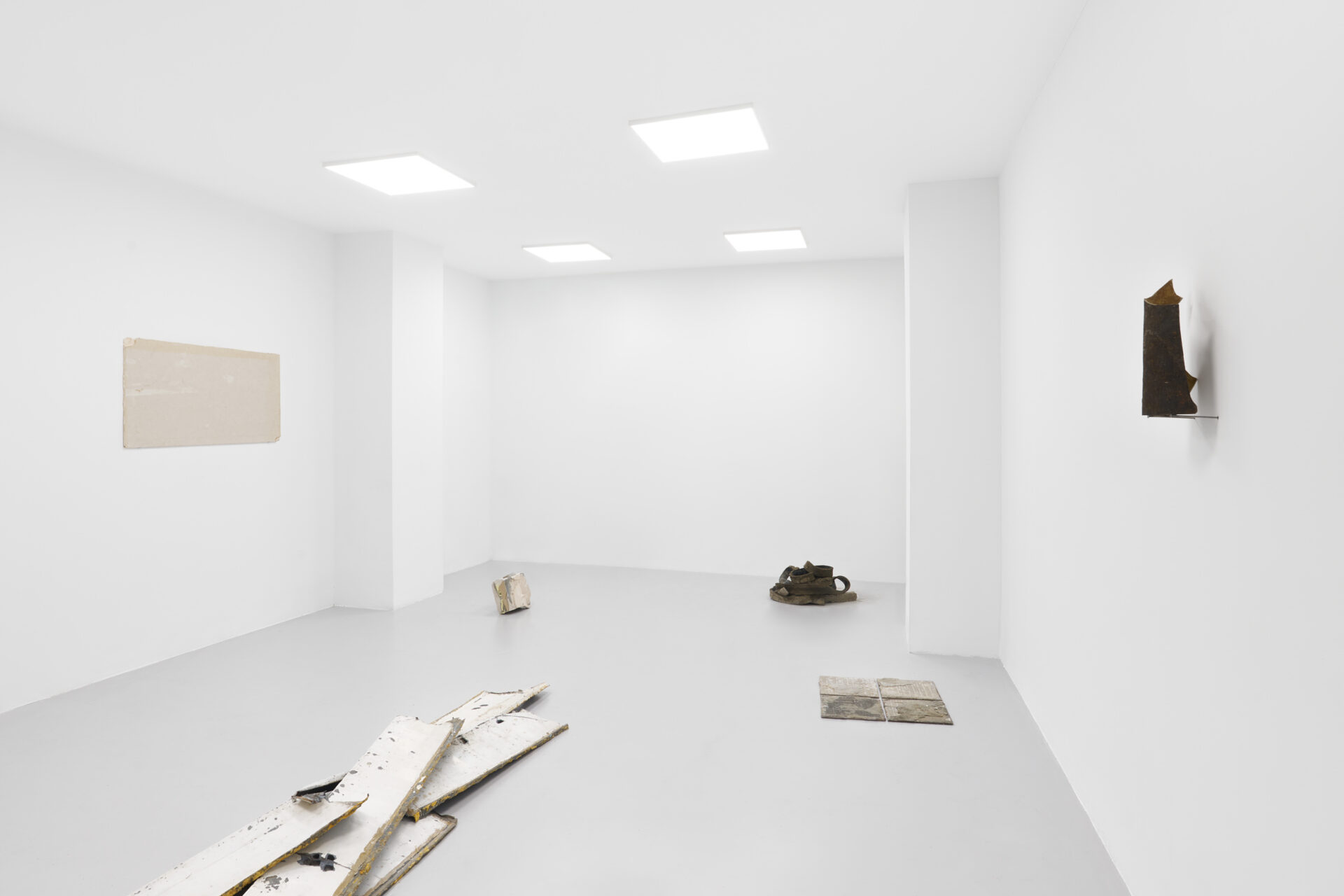 Lima como archivo del desecho: Primera individual de Julia Taszycka en Latinoamérica 1 Julia Taszycka 01