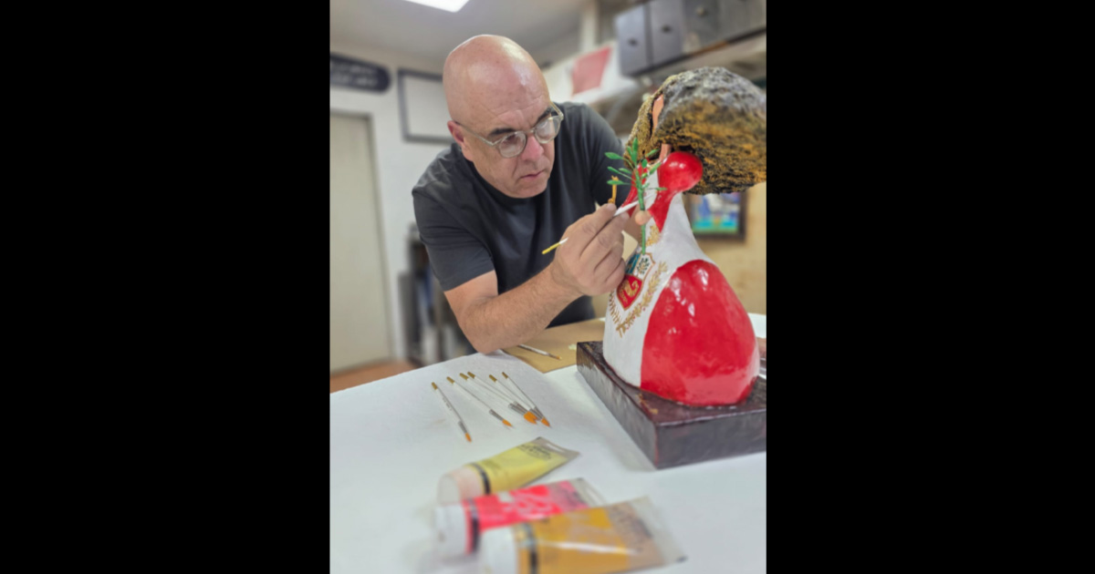 Exposicion de esculturas Menina Patria en Indigo