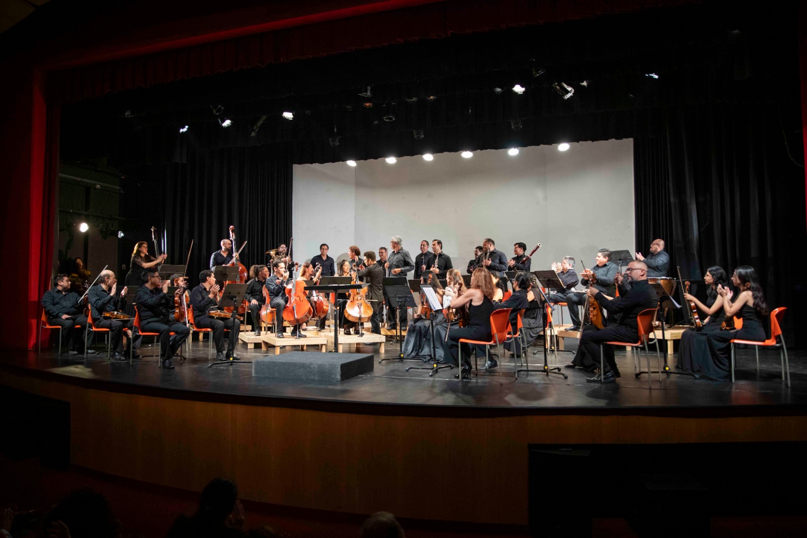 orquesta filarmonica de Lima