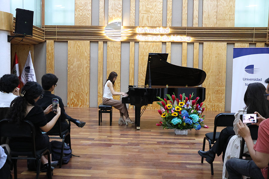 Pianista unm